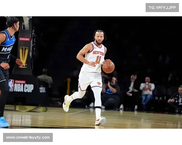 布伦森后撤步三分锁定胜局，尼克斯圣诞大战上演镜像逆转