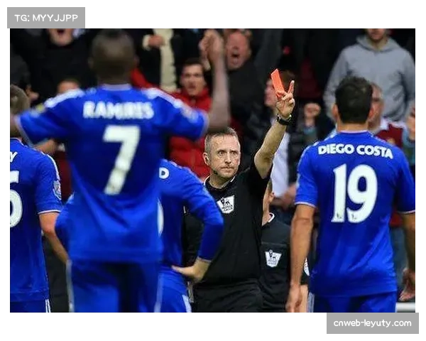 英足总宣布新规，下赛季起将对故意破坏对方快发边线球的行为出示黄牌
