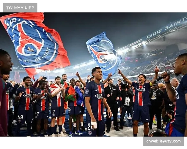 通讯：多家法甲俱乐部球场升级通讯系统，保障后卫在嘈杂环境中能清晰接收防守指令